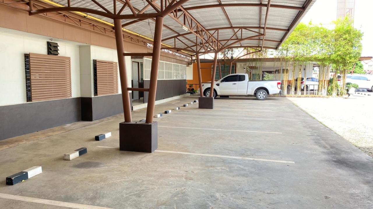 Winner Serviced Apartment Si Maha Phot Exterior foto