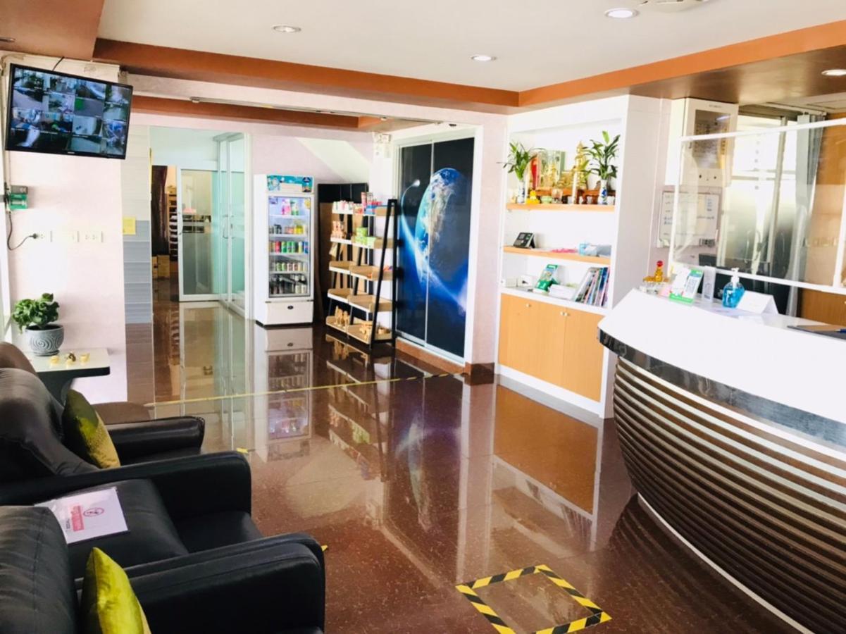 Winner Serviced Apartment Si Maha Phot Exterior foto